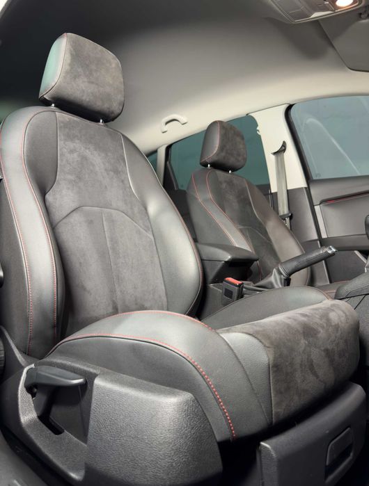 SEAT Leon — fotografia 8