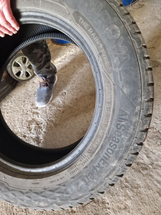 Opony całoroczne 225/65 R17 odbiór osobisty