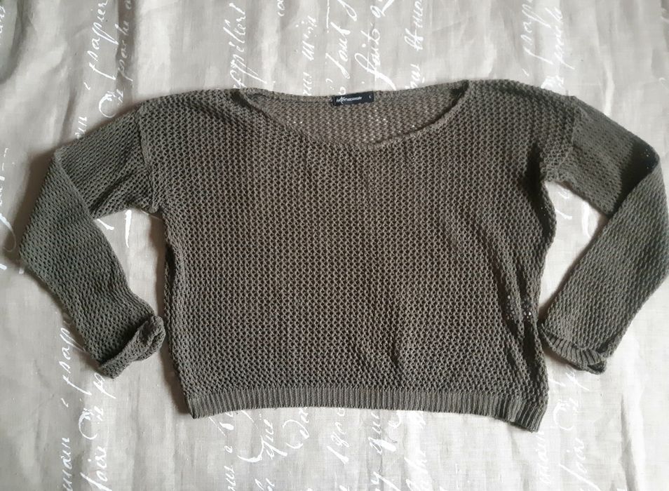 Ażurowy zielony khaki sweter 40 L oversize vintage alternative