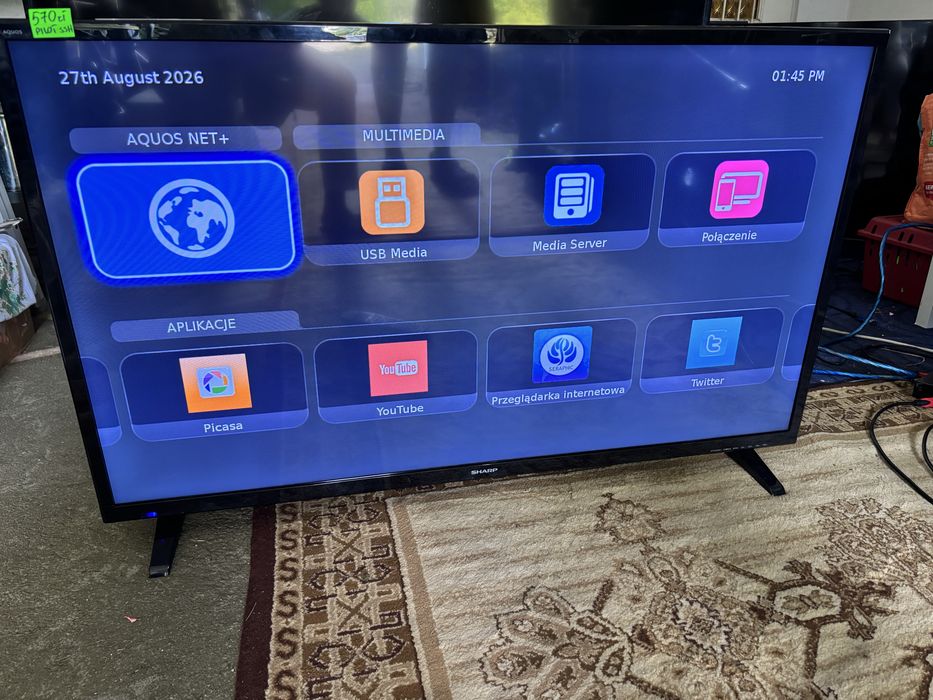 Telewizor LED Sharp 48 cali z pilotem przywieziony z Niemiec.