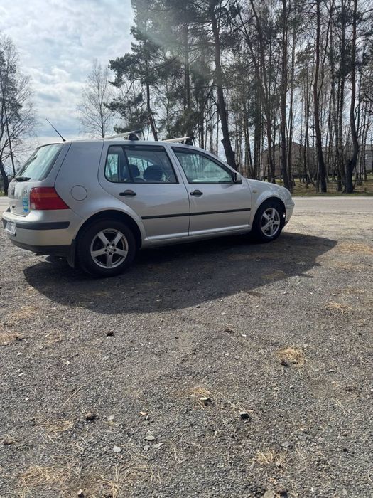 Продам гольф 4 бензин 1.4