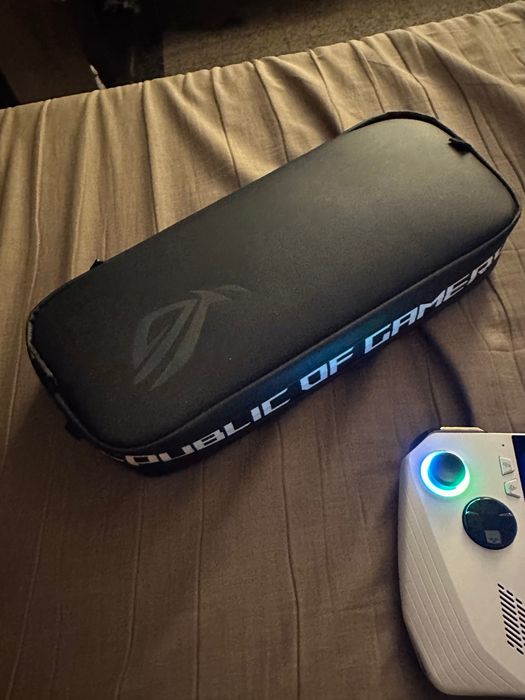 Rog Ally z1 com bateria melhorada