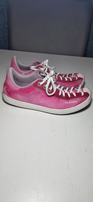 Scarpa 41.        .