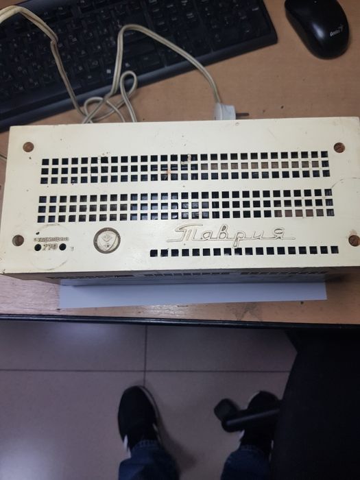 Стабілізатор напруги Таврія