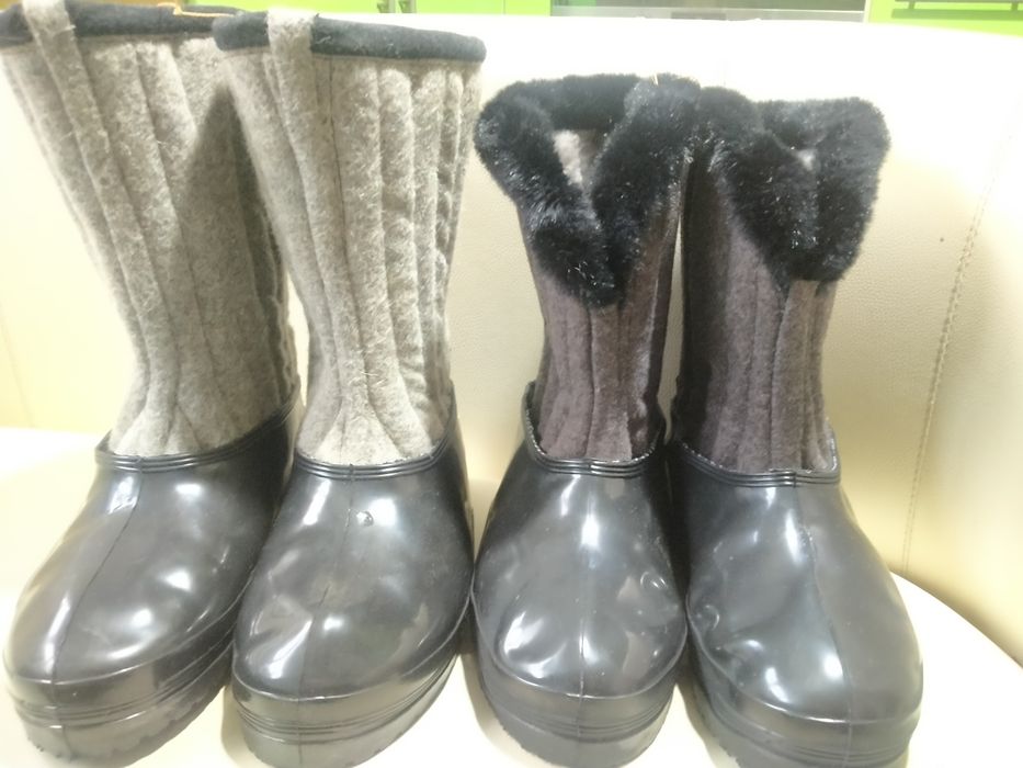 Продам самошиті валянки 900