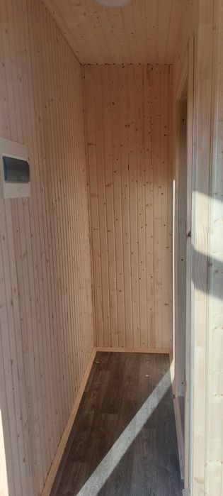 Затишний модульний будинок у мальовничому місці — лише 25 км від міста