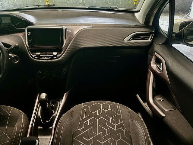 PEUGEOT 2008 1.2 VTi ACTIVE 82CV (Como Novo) 2014