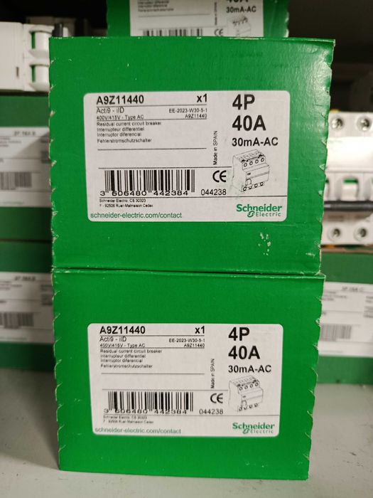 Wyłącznik różnicowo prądowy, różnicówka trójfazowa SCHNEIDER A9Z11440