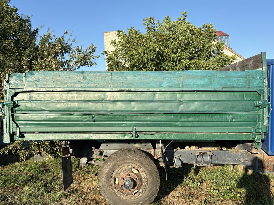 Кузов самоскид(самосвал) на 3 сторони від Газ 3307,53 в хорошому стані ціна вказана за кузов можливий продаж цілої машини