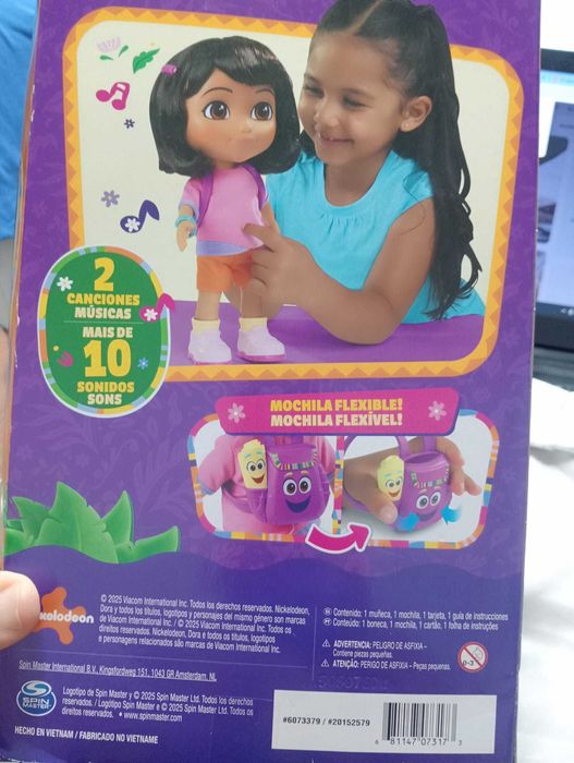 Boneca Dora Aventureira Canta e Explora (Nova/Caixa Danificada)