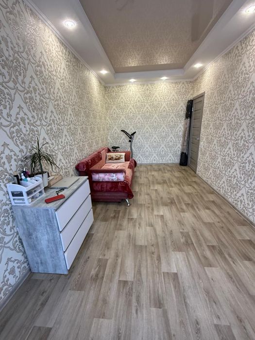Продаю 2х комнатную квартиру в Центре. Улица Декабристов.