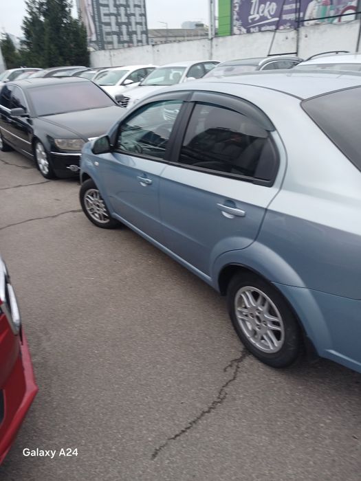 Продам авто шевроле авео