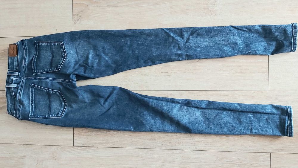 Spodnie Pepe Jeans rozm. 24/32