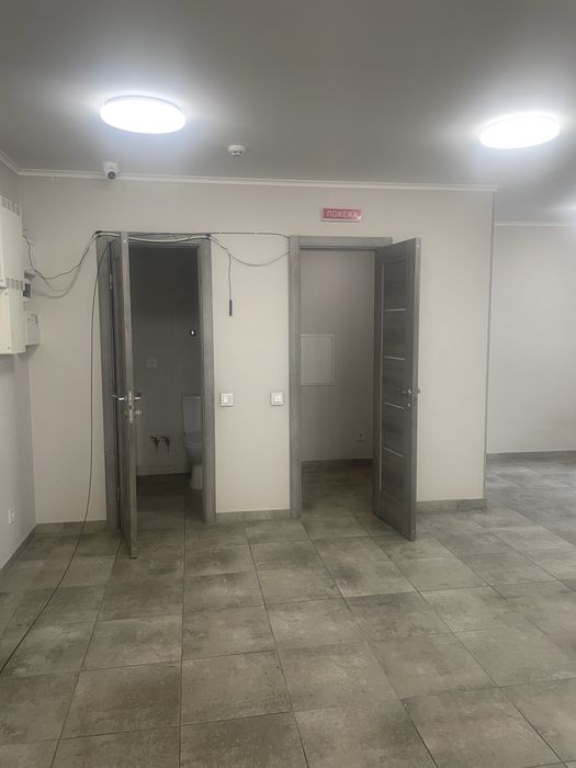 Оренда комерційного приміщення 52кв. , м. Луцьк, вул. Кравчука, 10, ВЛАСНИК