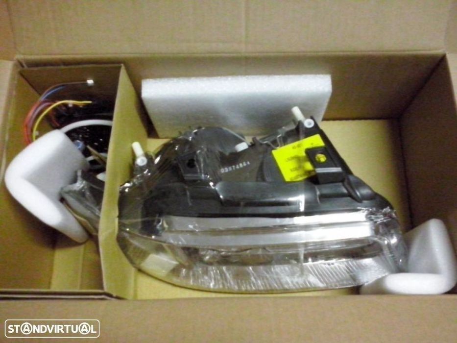 Faróis Farol da frente Audi A4 B5 1999 até 2000 (Novos)