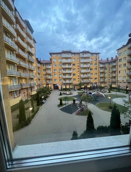 Оренда великої півторашки 75м2 в ЖК Сакура