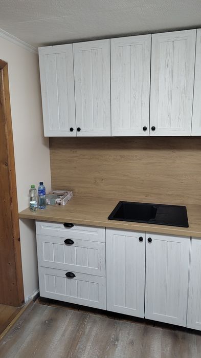 Montaż i skręcanie mebli w paczkach