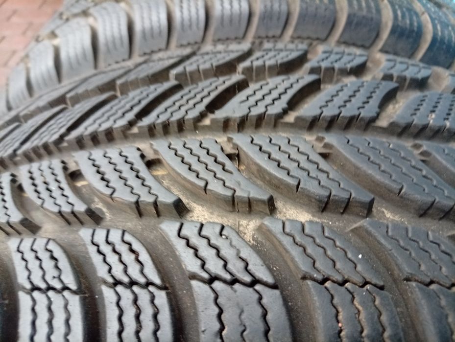 185.65.15 -.zimowe 300zl/4szt