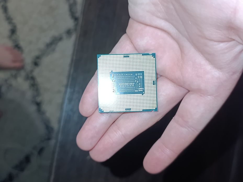 Продам i5 8500 новий