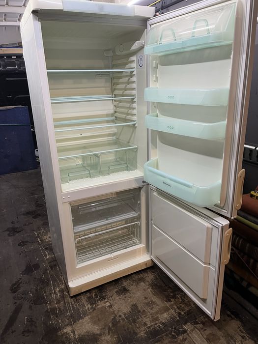 Lodówka Electrolux 158 x 60 x 60