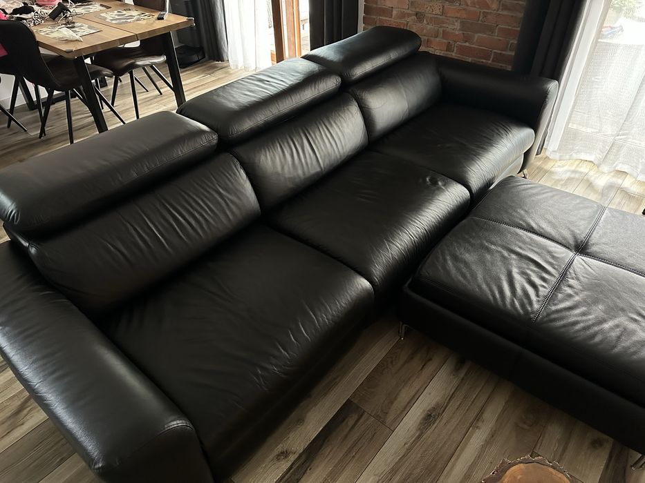 Sofa skórzana Agata Meble  + pufa