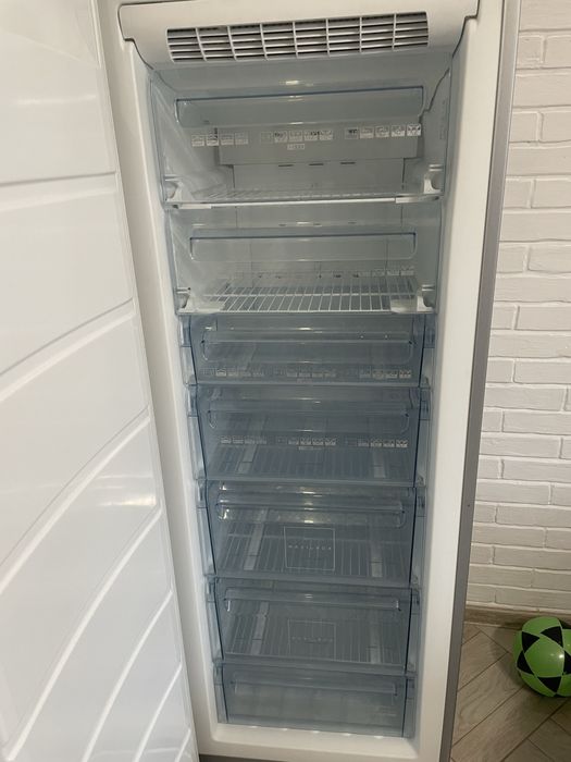 Морозильна камера