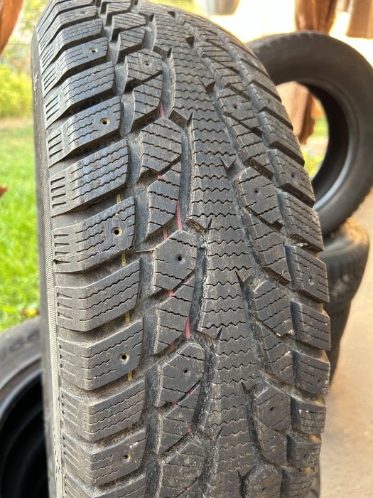 Зимова резина 215/70R16 Freelandar, X-trail, Tucson, Outlander, Нива: 2 ...