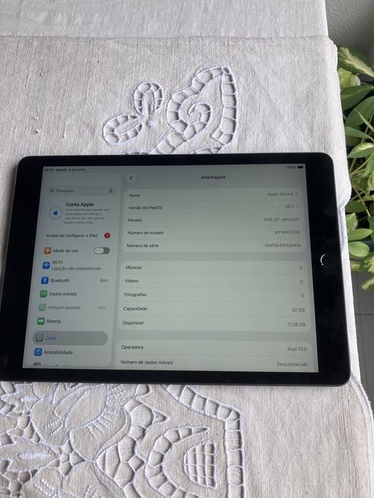 Apple iPad 8th Gen, 8ª Geração 32GB 4G/Cartão SIM