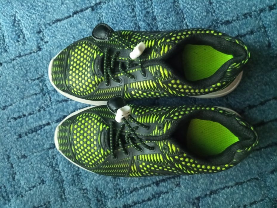 Кроссовки Clarks