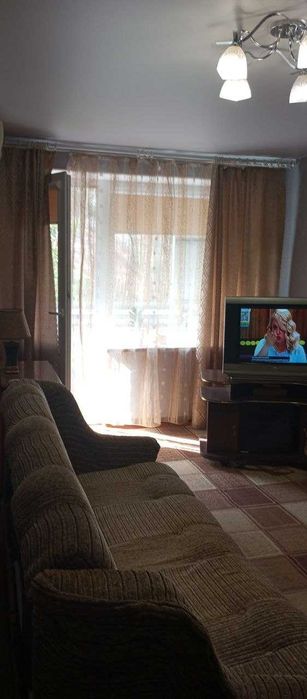 Продам 2 ком .квартиру в Чугуеве