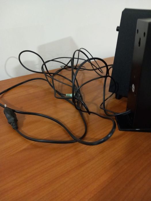 Sistema de som para ligar ao PC telemóvel etc