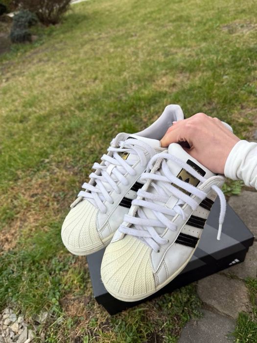 Adidas Superstar 42 розмір оригінал