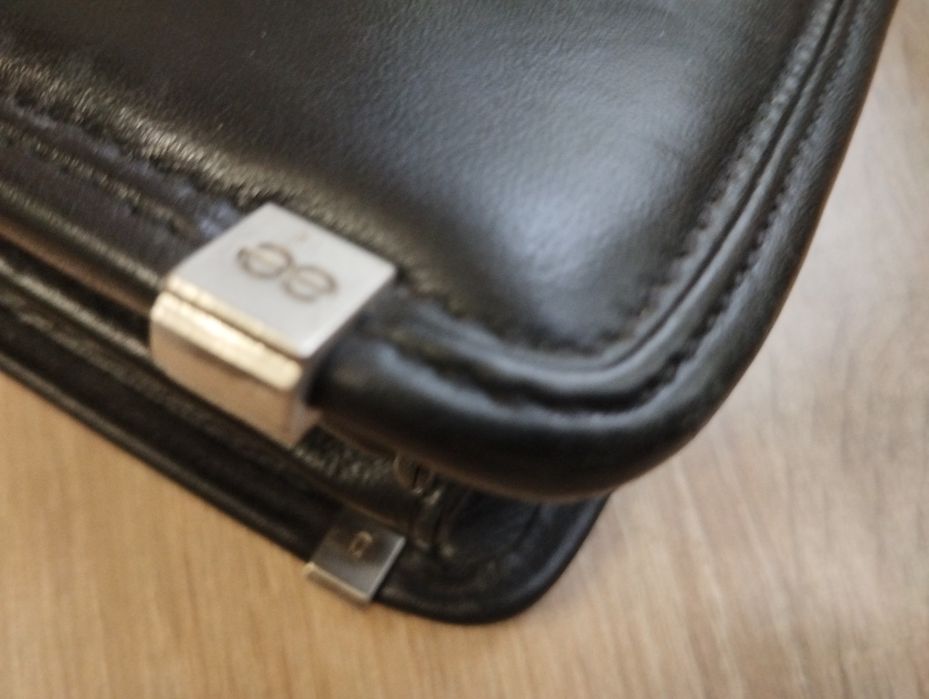 Продам шкіряний чоловічий міні портфель і