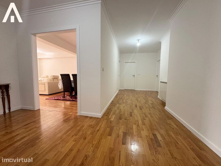 Apartamento T-3 centro cidade Barcelos