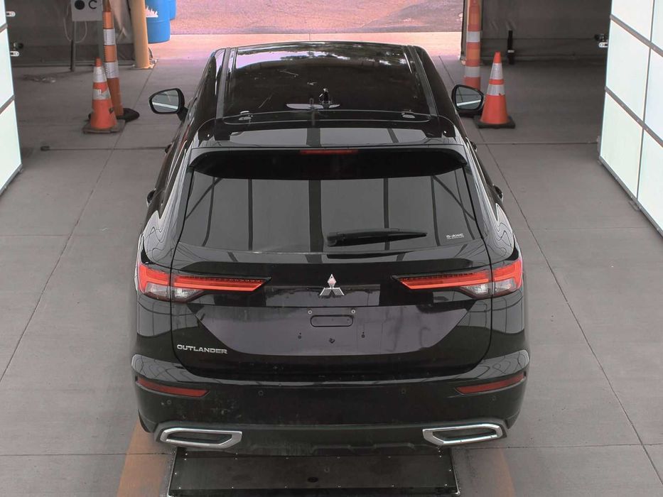 Mitsubishi Outlander 2022