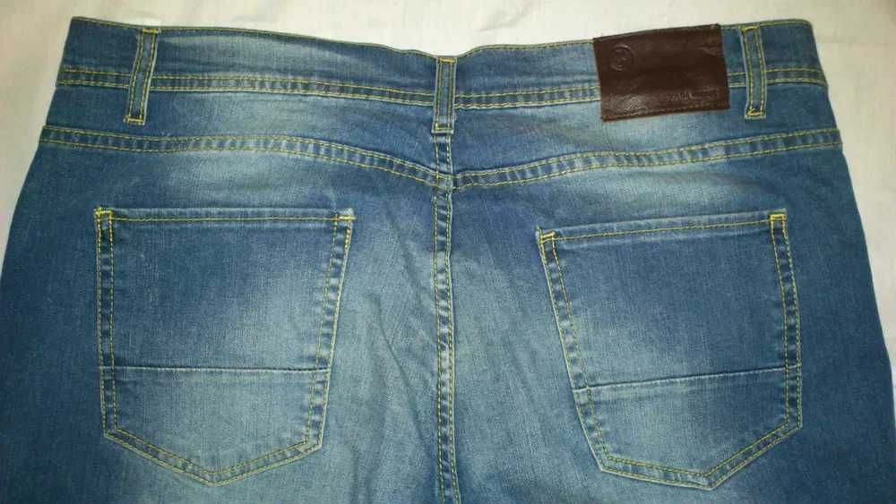 Джинсы ZARA ,Испания.НОВЫЕ.р46.Светло-синие.С этикетками