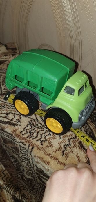 Машинка дитяча..