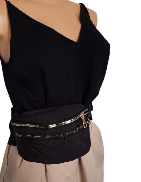 Czarna pikowana saszetka, nerka damska