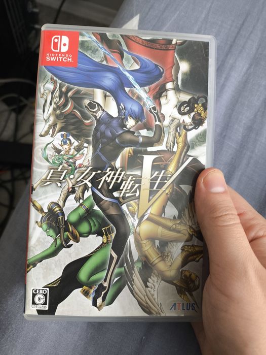 Гра Shin Megami Tensei V для Nintendo Switch.