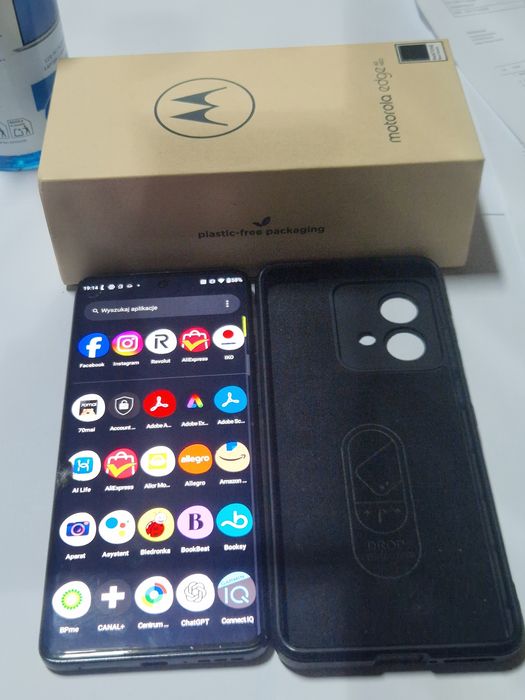 Motorola Edge 40 neo, Gwarancja
