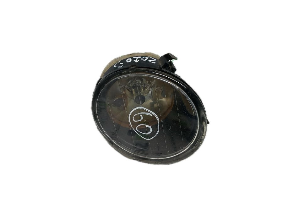 Farol nevoeiro frente direito FORD Fiesta VI (CB1, CCN)
