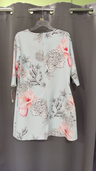 Sukienka śliczna NOWA