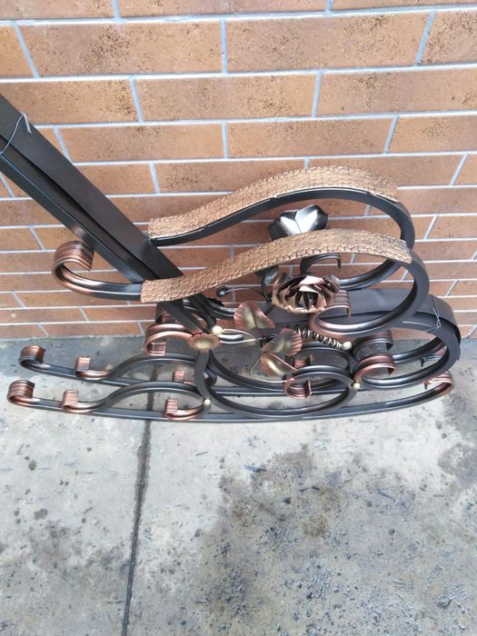 Боковини для крісло качалки.