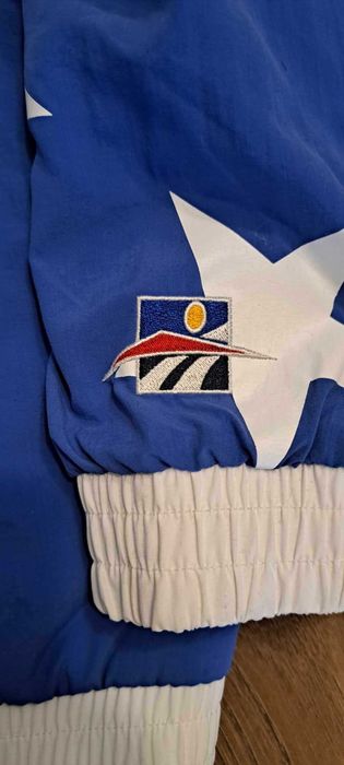 Reebok Kurtka FQ2211 na Wiosnę/Lato. Nowa z metkami. Rozm. M/L