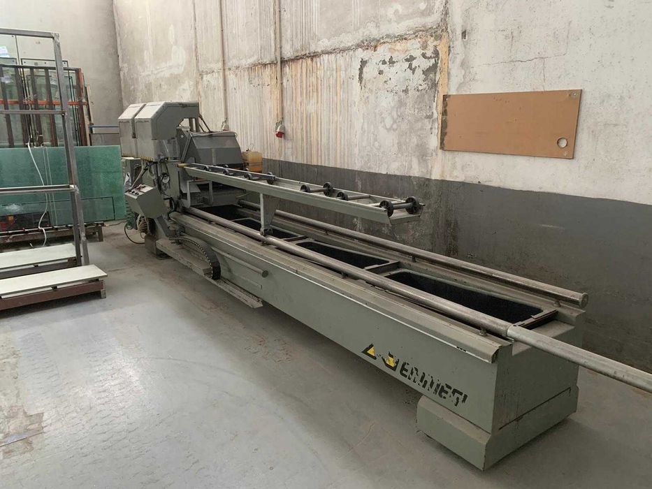 Maquinas de Serralharia de alumínio