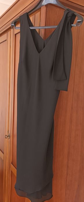 Vendo vestidos como novos