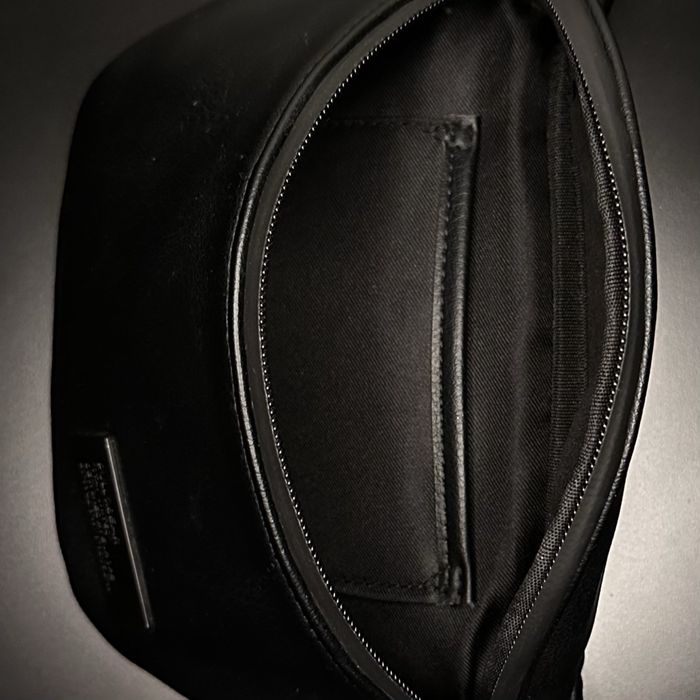 Сумка бананка поясна чорна Pull&Bear