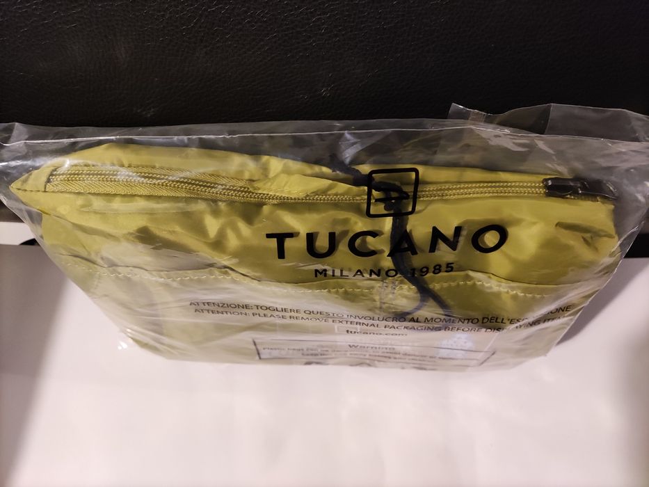 Mochila expansível Tucano Compatto Eco verde olivaBackpack verde