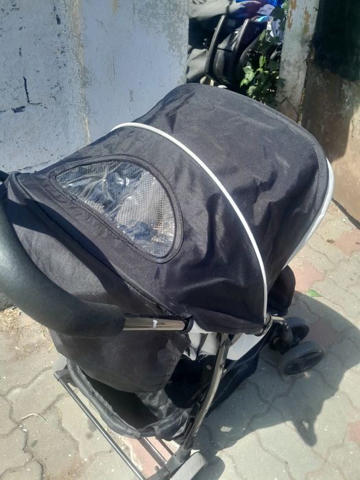 Carrinho bebe+ berco portatil+ 20 fraldas 20€