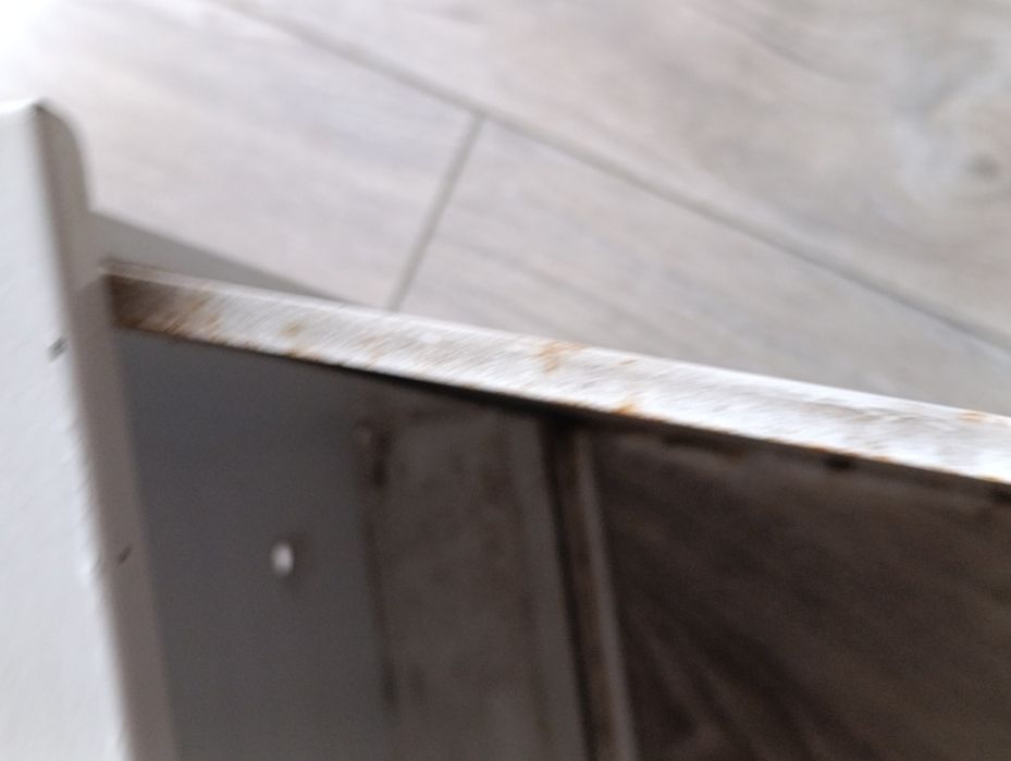 skrzynka na listy z kluczykiem